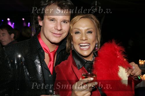 de Kwakel 23 december 2005
Kerstborrel Gerard Joling.
Patty Brard met Leco v Zadelhoff