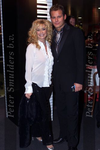 AHOY Rotterdam, 24 oktober 2000
Afscheidsconcert Lee Towers
Vanessa met Leco v Zadelhoff