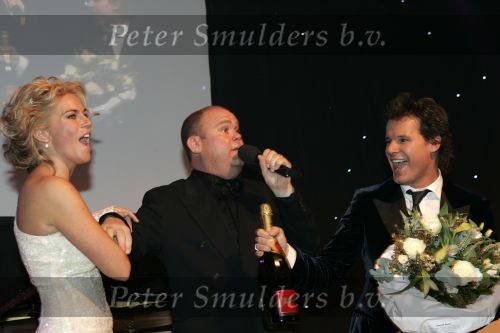 Amsterdam 28 november 2005
Beau Monde awards in het hilton.
Paul de Leeuw Ellemieke Vermolen en Leco v Zadelhoff