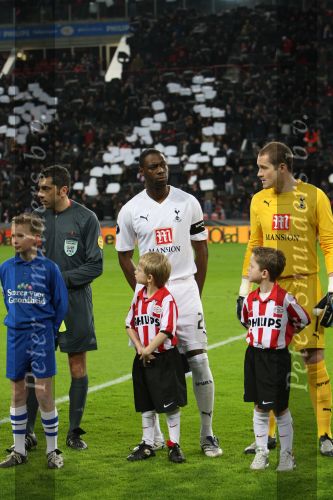 Eindhoven, 12 Maart 2008
UEFA 1/8 finale PSV-Tottenham Hotspur FC, eindstand 0-1
PSV wint na verlenging en straschoppen met 6-5 en gaat door naar de 1/4 Finale
Ledley King 
DoelamnPaul Robinson en Matteo Simone Trefoloni