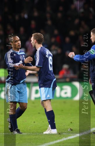 Eindhoven, 19 Maart 2008 Kompetitiewedstrijd PSV-AJAX, eindstand 0-0 
Seizoen 2007/2008
Leonardo wordt vervangen door Dennis Rommedahl