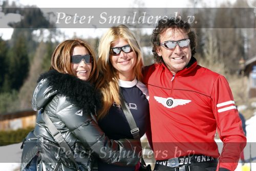 Fiss 28 februari 2008 Marco Borsato en Leontine met hun kinderen Jada Senna en Luca op wintersport / skivakantie. Estelle Gullit
Peter Smulders bv
