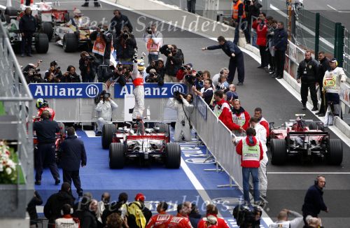 Spa 7 september 2008
Formule 1 Grand Prix van Spa Francochamps. Filippe Massa Kimi Raikkonen Lewis Hamilton  Heiki Kovalinen Fernando Alonso
Peter Smulders bv