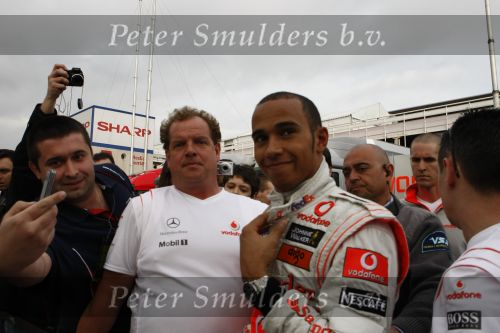 Barcelona 11 maart 2009
Test dag voor de formule 1 teams op het circuit van Barcelona. Lewis Hamilton voor Maclaren Mercedes
Peter Smulders bv