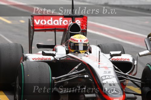 Barcelona 11 maart 2009
Test dag voor de formule 1 teams op het circuit van Barcelona. Lewis Hamilton voor Maclaren Mercedes
Peter Smulders bv