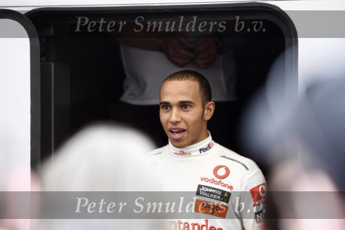 Barcelona 11 maart 2009
Test dag voor de formule 1 teams op het circuit van Barcelona. Lewis Hamilton voor Maclaren Mercedes
Peter Smulders bv