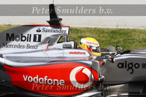 Barcelona 11 maart 2009
Test dag voor de formule 1 teams op het circuit van Barcelona. Lewis Hamilton voor Maclaren Mercedes
Peter Smulders bv