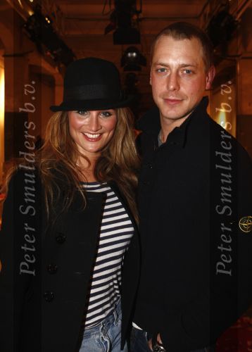 Amsterdam 2 maart 2009
Modeshow Jos Raak bij Loods 6 in Amsterdam. Lieke v Lexmond met Mark v Eeuwen
Peter Smulders bv