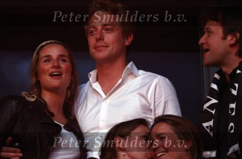 Amsterdam 26 mei 2008
 Lieke v Lexmond en Mark v Eeuwen tijdens het meezing concert van Andre Hazes in de arena.