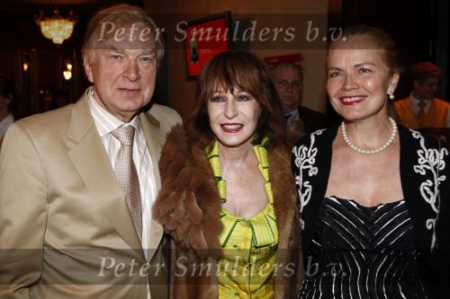 Amsterdam 4 april 2008
Premiere Porgy and Bess in carre. Liesbest List met Henk v d Meyden en Monica