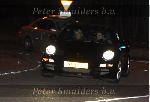 Blaricum 2 februari 2008
Linda de Mol en Jeroen Rietbergen na etentje in restaurant the red  sun en daarna in de porsche cabrio.