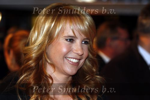 Amsterdam 17 maart 2008
Linda de Mol met vrieninnen bij de premiere van zomerhitte in Tuschinski.
Peter Smulders bv