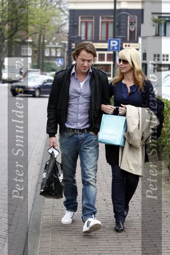 Laren 18  april 2008
Linda de Mol en Jeroen Rietbergen aan het winkelen in Laren op de verjaardag van Jeroen.
Peter Smulders bv