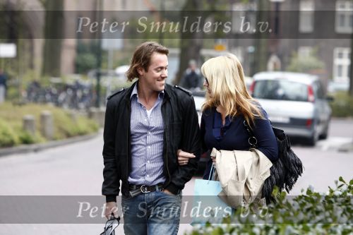 Laren 18  april 2008
Linda de Mol en Jeroen Rietbergen aan het winkelen in Laren op de verjaardag van Jeroen.
Peter Smulders bv