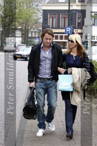Laren 18  april 2008
Linda de Mol en Jeroen Rietbergen aan het winkelen in Laren op de verjaardag van Jeroen.
Peter Smulders bv