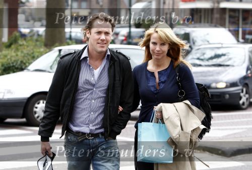 Laren 18  april 2008
Linda de Mol en Jeroen Rietbergen aan het winkelen in Laren op de verjaardag van Jeroen.
Peter Smulders bv