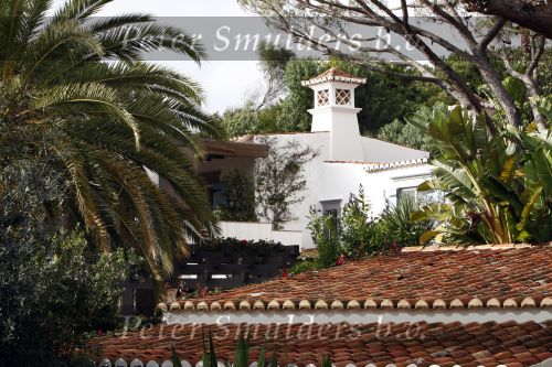 Vale do Lobo 24 februari 2008
Linda de Mol golfend met haar nieuwe vriend Jeroen Rietbergen op vale do lobo  waar Linda een huis heeft.