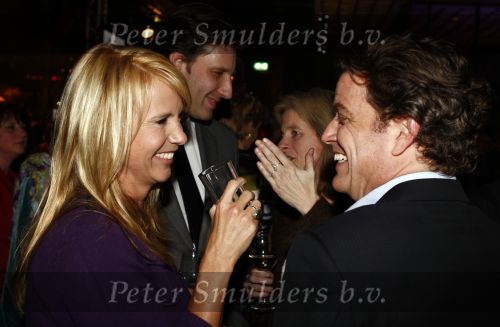 Hilversum 26 januari 2009
Linda de Mol bij de uitreiking van de gouden beelden bij beeld en geluid. Linda met Eric v Stade
Peter Smulders bv
