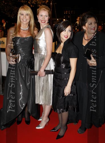 Amsterdam 26 oktober2007
Televizierring 2007 in Carre . Linda de Mol  Annette Malherbe Tjitske Reidinga en Paul de Leeuw.