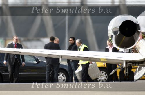 Schiphol 15 maart 2008
Lionel Ritchie arriveert met een prive vliegtuig op schiphol oost. Mike Dobbinga ontvangt hem.
Peter Smulders bv