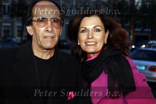 Amsterdam 29 september 2008
Pink Ribbon gala in het concert gebouw. Liz Snoyink met nieuwe vriend
Peter Smulders bv