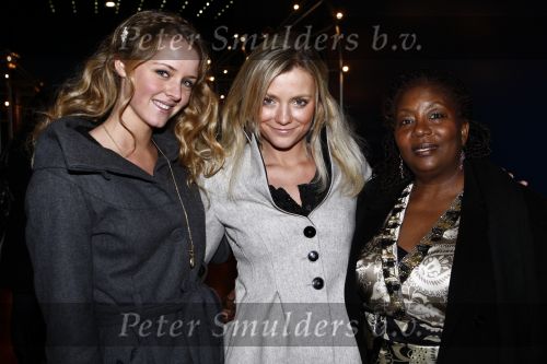 Hilversum 11 januari 2009
Willeke Alberti foundation bij studio 21. Liza Sips Chris Comvalius en  Gigi Ravelli
Peter Smulders bv