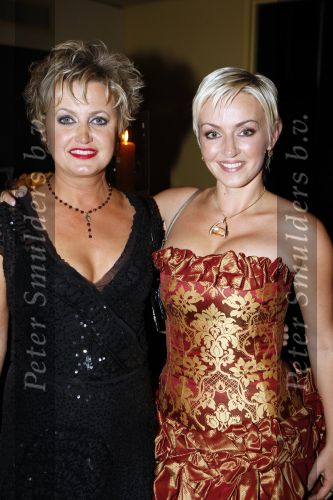 Amsterdam 5 oktober 2007
Koningin Beatrix Joop  v d Ende en Janine v d Ende bij de premiere van Ciske de Rat in Carre. Vera Mann en Lone v Roosendaal
