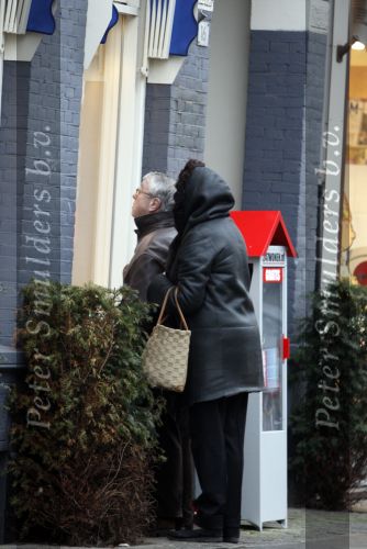 Amsterdam 3 februari 2009
Louis v dijk en zijn vriendin doen boodschappen op de cornelis schuytstraat.
Peter Smulders bv