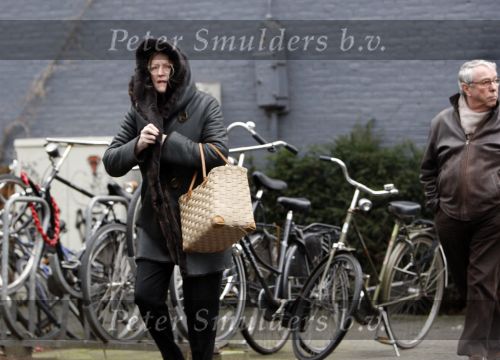 Amsterdam 3 februari 2009
Louis v dijk en zijn vriendin doen boodschappen op de cornelis schuytstraat.
Peter Smulders bv