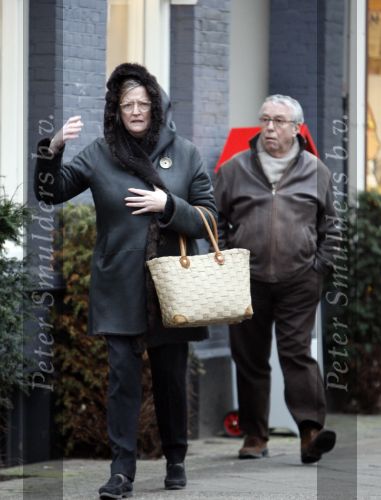 Amsterdam 3 februari 2009
Louis v dijk en zijn vriendin doen boodschappen op de cornelis schuytstraat.
Peter Smulders bv