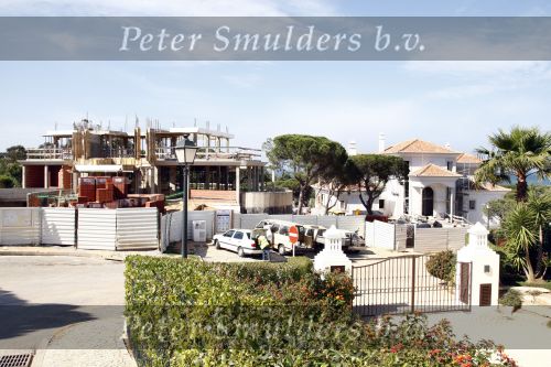 Vale do lobo 3 mei 2008
Huis Louis v Gaal in aanbouw.
Peter Smulders bv