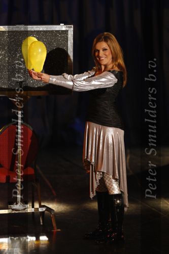 Amsterdam 17 december 2007
Tros Kerstcircus bij afrika afrika . Lucille Werner