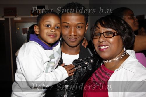 Hilversum 10 april 2009
Opnames X factor in studio 22. Luigiano met moeder en broertje
Peter Smulders bv