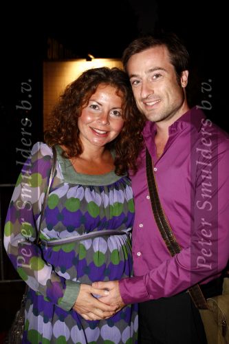 Utrecht 27 september 2008
Premiere Wapen van Geldrop in schouwburg van Utrecht. Thijs Romer is de regisseur. Maaike Widdershoven zwanger met man
Peter Smulders bv