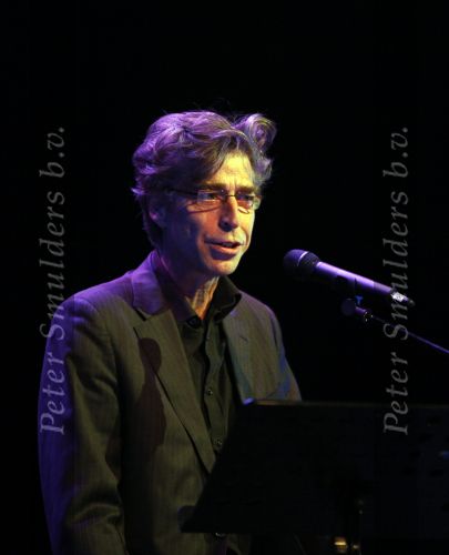 Amsterdam 30 maart 2009
Hommage aan Jenny Arean in de meervaart met verschillende artiesten.
Marc Marie Huijbregts en Loes Luca presenteren het programma. Maarten v Roozendaal
Peter Smulders bv