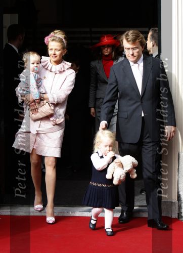 Den Haag 20 oktober 2007
Mabel Wisse Smit Prins Friso en hun dochters Luana en Zaria bij de doop van prinses Ariane.