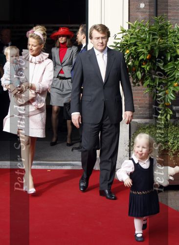 Den Haag 20 oktober 2007
Mabel Wisse Smit Prins Friso en hun dochters Luana en Zaria bij de doop van prinses Ariane.