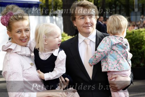 Den Haag 20 oktober 2007
Mabel Wisse Smit Prins Friso en hun dochters Luana en Zaria bij de doop van prinses Ariane.
