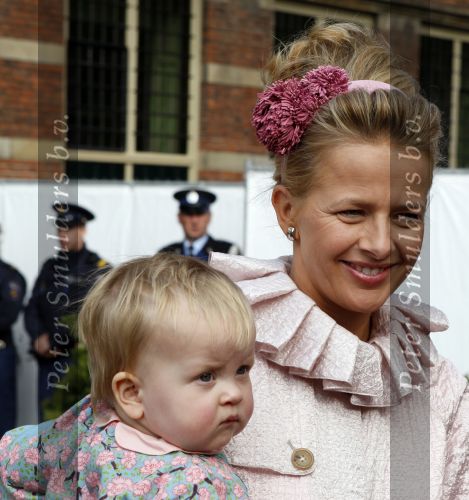 Den Haag 20 oktober 2007
Mabel Wisse Smit Prins Friso en hun dochters Luana en Zaria bij de doop van prinses Ariane.