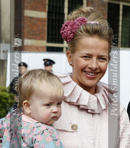 Den Haag 20 oktober 2007
Mabel Wisse Smit Prins Friso en hun dochters Luana en Zaria bij de doop van prinses Ariane.
Peter Smulders bv