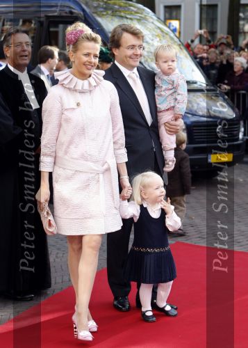 Den Haag 20 oktober 2007
Mabel Wisse Smit Prins Friso en hun dochters Luana en Zaria bij de doop van prinses Ariane.