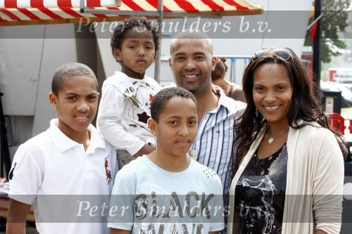 Amsterdam 7 juni 2008
Magali Gorre en Dean Gorre met hun kinderen bij dag voor ADHD op de toekomst bij Ajax. Hun zoon Kenji is een groot voetbal talent en speelt bij Manchester United