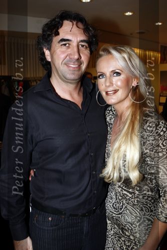 Hilversum 21 januari 2008
Premiere Laura Vlasblom in theater Gooiland. Mandy Huydts met vriend Nick Kouwenhoven