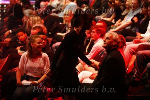 Aalsmeer 15 mei 2009
Dancing with the stars in de studio\'s in Aalsmeer. Manon Thomas met familie
Peter Smulders bv