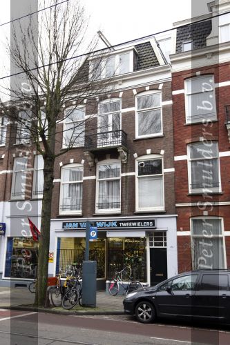 Amsterdam 17 januari 2008
Marc Klein Essink op de fiets in Amsterdam. Dit huis heeft Marc Klein Essink verkocht
Peter Smulders bv