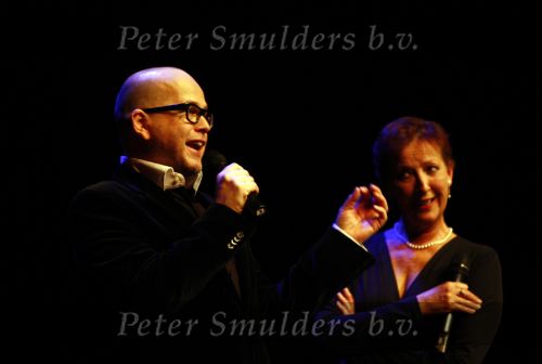 Amsterdam 30 maart 2009
Hommage aan Jenny Arean in de meervaart met verschillende artiesten.
Marc Marie Huijbregts en Loes Luca presenteren het programma.
Peter Smulders bv