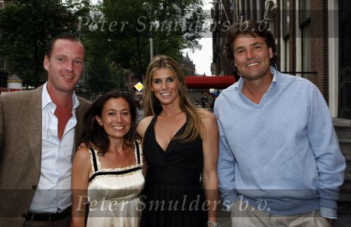 Amsterdam 31 mei 2008
Prins Maurits en Prinses Marilene vrieren hun 10 jarig huwelijksfeest in de supper Club. 
Marc Schroder met vrouw en Reinout Oerlemans en Danielle Overgaag