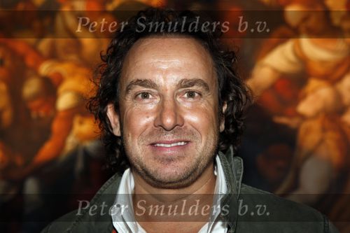 Amsterdam 22 november 2007
Marco Borsato bij presentatie tijdschrift Oog in het rijksmuseum.  Prinses Marilene is daarbij ook aanwezig, zij werkt voor het museum.