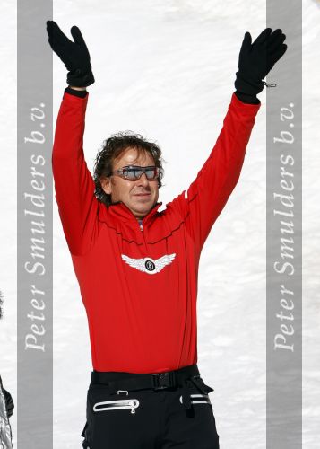 Fiss 28 februari 2008 Marco Borsato en Leontine met hun kinderen Jada Senna en Luca op wintersport / skivakantie.
Peter Smulders bv