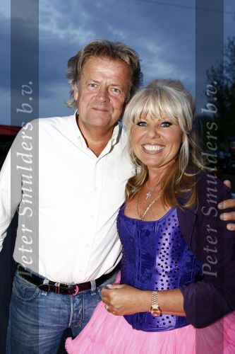 Amsterdam 27 april 2009
Feestje van Gerard Joling voor zijn 49e verjaardag bij cafe het Kalfje. Marga Scheide met vriend
Peter Smulders bv